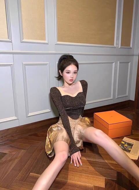 北京外围商务模特网拍模特170真胸E98年腿长腰细皮肤巨白性格温柔甜美单纯外围女服务